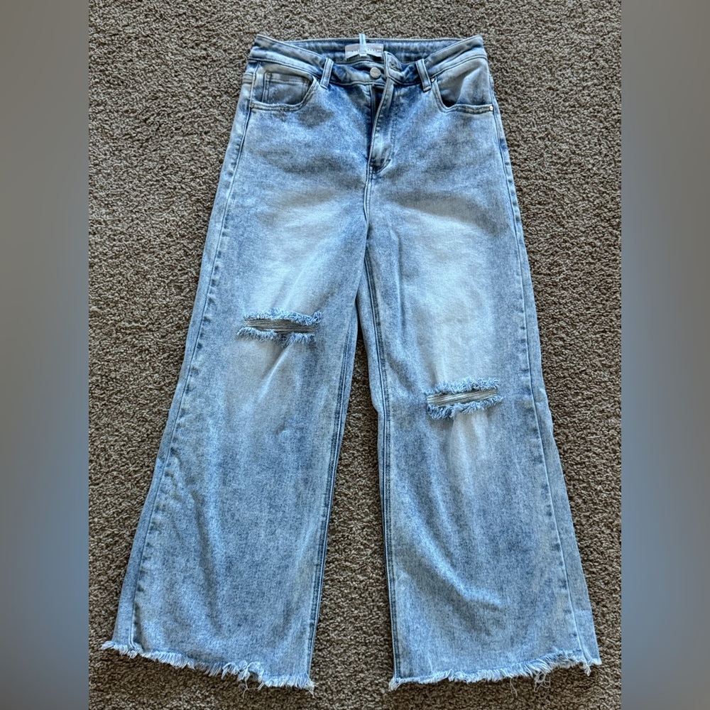 Women’s risen jeans size 9